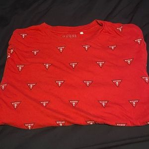 Red guess logo tee shirt
